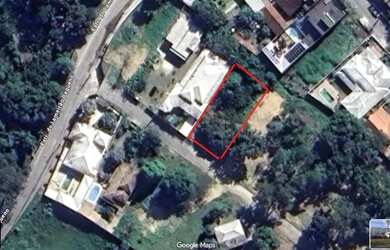 Imagem: O terreno possui 600m² de Área e está localizado em Campo