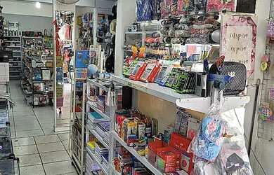 Imagem: O depósito possui 125m² de Área e está localizado em Centro