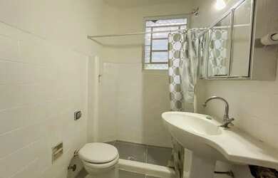 Imagem 7: Apartamento de 02 dormitorios com sacada para locação