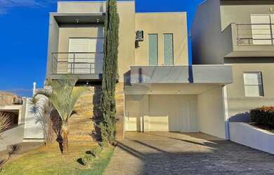 Imagem: Casa Luxuosa no Condomínio Santa Monica II para Aluguel