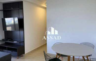 Imagem: O apartamento possui 2 Dormitórios, 2 Banheiros, 2 Vagas na