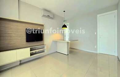 Imagem: O apartamento possui 2 Dormitórios, 1 Banheiro, 2 Vagas na