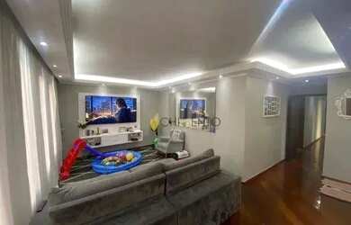 Imagem: A casa possui 4 Dormitórios, 5 Banheiros, 3 Vagas na garagem