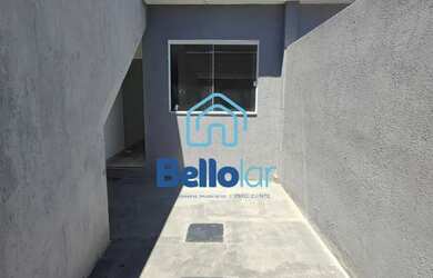 Imagem: A casa possui 2 Dormitórios, 1 Banheiro, 1 Vaga na garagem