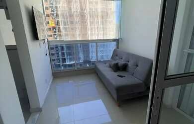 Imagem: O apartamento possui 2 Dormitórios, 1 Banheiro, 1 Vaga na garagem