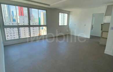 Imagem: O apartamento possui 4 Dormitórios, 5 Banheiros, 3 Vagas na