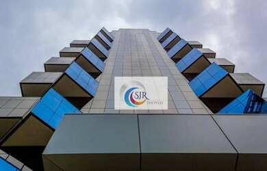 Imagem: O depósito possui 5 Vagas na garagem, 307m² de Área e está