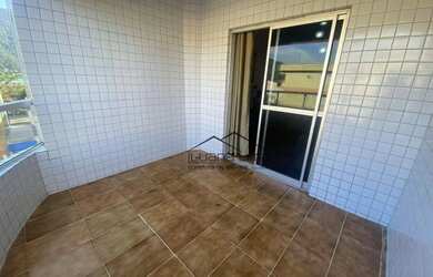 Imagem: O apartamento possui 1 Dormitório, 1 Banheiro, 1 Vaga na garagem