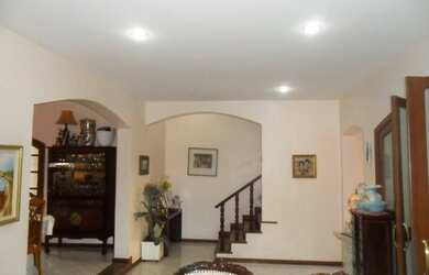 Imagem: A casa em condomínio possui 4 Dormitórios, 5 Banheiros, 5