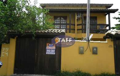 Imagem: A casa possui 2 Dormitórios, 1 Banheiro, 1 Vaga na garagem