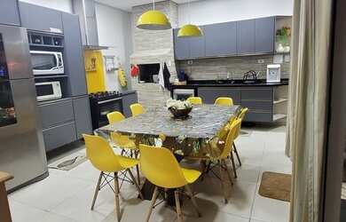 Imagem 14: Vende-se linda casa no litoral com piscina churrasqueira 4 qtos