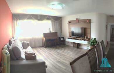 Imagem: O apartamento possui 3 Dormitórios, 2 Banheiros, 2 Vagas na