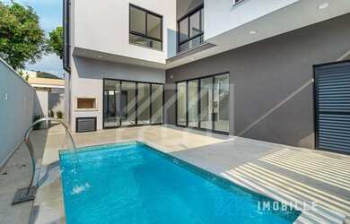 Imagem 2: Casa no Condomínio Villagio da Barra em Balneário Camboriú