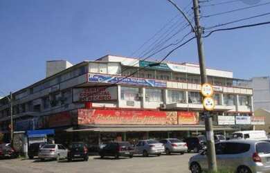 Imagem: O depósito possui 1 Vaga na garagem, 48m² de Área e está