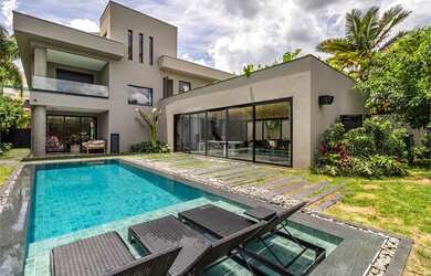 Imagem 8: Santana de Parnaíba - Casa Padrão - Santana de Parnaíba