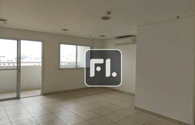 Imagem: O depósito possui 1 Vaga na garagem, 45m² de Área e está