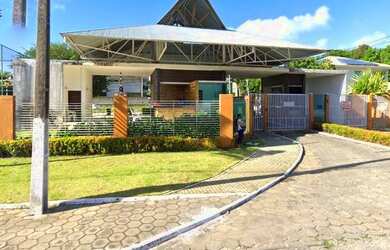 Imagem: O terreno possui 400m² de Área e está localizado em Portal