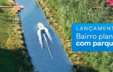 Imagem: O terreno possui 360m² de Área e está localizado em Beira