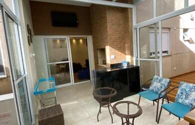 Imagem: O apartamento possui 2 Dormitórios, 2 Banheiros, 2 Vagas na