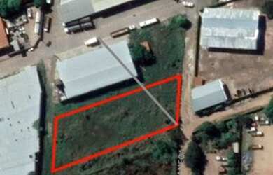 Imagem: O terreno possui 3100m² de Área e está localizado em Lourival