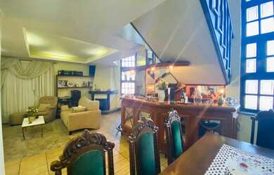 Imagem 2: Casa alto padrão. Churrasqueira, Imóvel mobiliado, Ar-condicionadoe335m²...