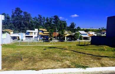 Imagem: O terreno possui 250m² de Área e está localizado em Jardim