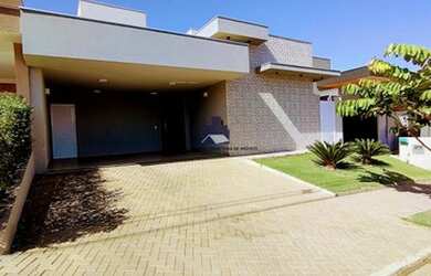 Imagem: A casa em condomínio possui 3 Dormitórios, 5 Banheiros, 4