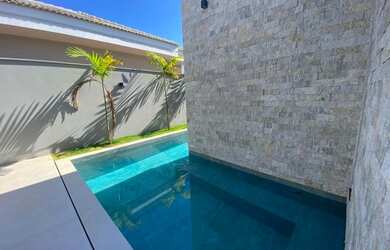 Imagem: A casa em condomínio possui 3 Dormitórios, 5 Banheiros, 4