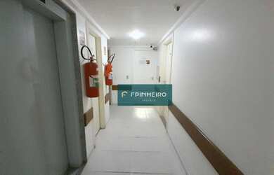 Imagem 6: Sala, 27 m² - venda por R$ 140.000 ou aluguel por R$ 700/mês - Méier...