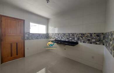 Imagem 12: Casa Transporte na porta Jardim Atlântico Central Itaipuaçu Maricá