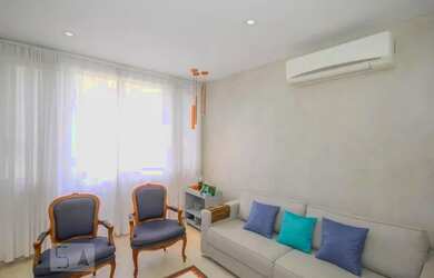 Imagem: O apartamento possui 2 Dormitórios, 1 Banheiro, 72m² de Área