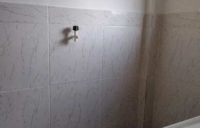 Imagem: A casa possui 2 Dormitórios, 1 Banheiro, 60m² de Área, Varanda