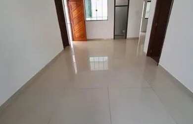 Imagem: A casa possui 4 Dormitórios, 3 Banheiros, 1 Vaga na garagem