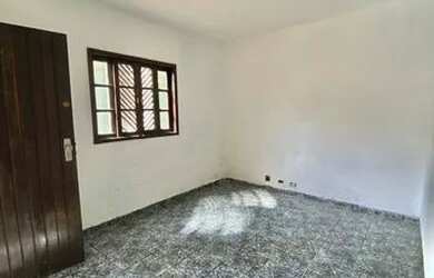 Imagem: A casa possui 2 Dormitórios, 1 Banheiro, 78m² de Área e