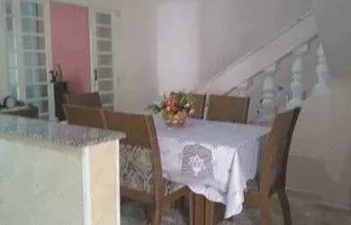 Imagem: A casa possui 2 Dormitórios, 1 Banheiro e 90m² de Área e