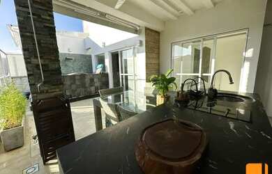 Imagem: O apartamento na cobertura possui 3 Dormitórios, 3 Banheiros