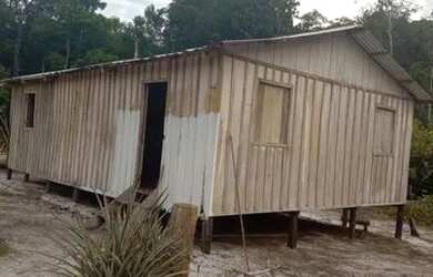 Imagem: O terreno possui 12.000m² de Área e está localizado em Compensa