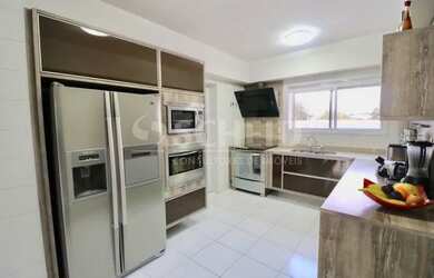 Imagem 12: Cena Golf Club 266m2 04 suites 04 vagas Maravilhoso ACEITA PERMUTA