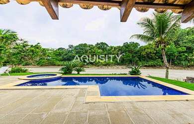 Imagem 3: Belíssima pé na areia à venda na praia do Iporanga Guarujá, 6 suítes,...