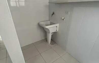 Imagem: A casa em condomínio possui 2 Dormitórios, 3 Banheiros, 1