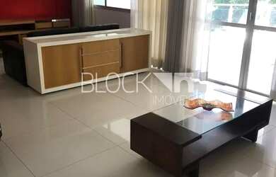 Imagem: O apartamento possui 3 Dormitórios, 3 Banheiros, 2 Vagas na