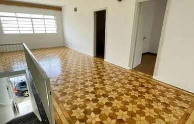 Imagem: O apartamento possui 2 Dormitórios, 1 Banheiro e 130m² de