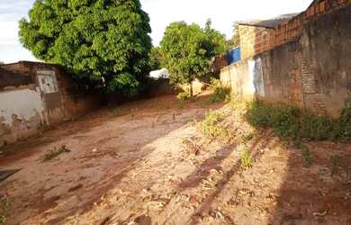 Imagem: O terreno possui 250m² de Área e está localizado em Rebouças