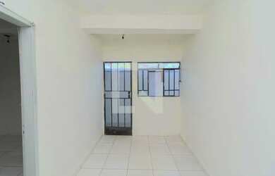 Imagem: A casa possui 1 Dormitório, 1 Banheiro, 35m² de Área e está