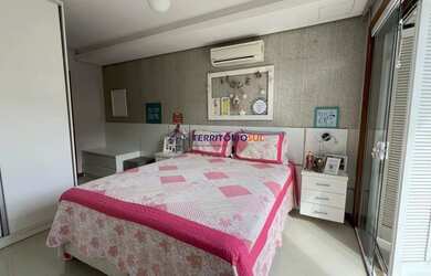 Imagem 10: Casa em Hípica. Churrasqueira, Lareira, 1 Vaga na garageme2 Dormitórios