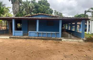 Imagem: A chácara possui 20000m² de Área, Área de serviço e Varanda