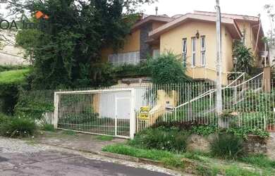Imagem: A casa em condomínio possui 3 Dormitórios, 3 Banheiros, 2