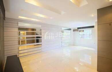 Imagem 2: TRIPLEX COM VAGA NO SUBSOLO NO PORTÃO