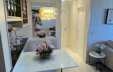 Imagem: O apartamento possui 1 Dormitório, 2 Banheiros, 2 Vagas na