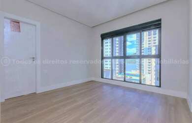 Imagem 8: Apartamento alto-padrão com 3 suítes e 3 vagas de garagem no South Beach...